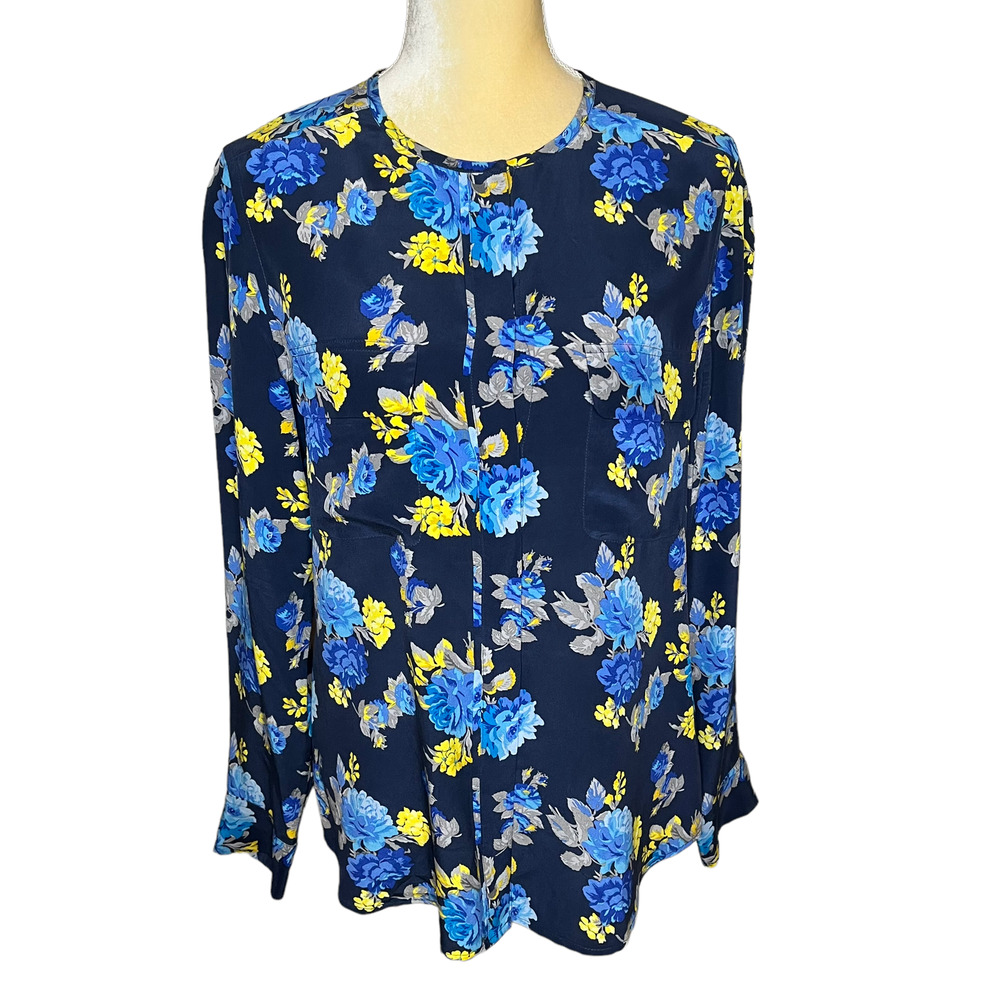 Equipment Femme Silk Lynn Floral Peacoat Blue Blouse Top Size Medium A1-14